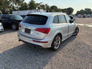 2009 Audi Q5 3.2 Premium - Exterior Rear Right Corner Image